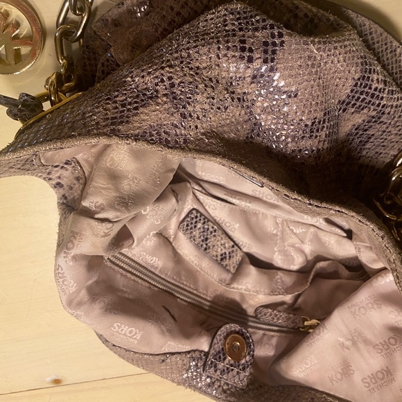 Michael Kors snake skin pocketbook - Picture 2 of 5